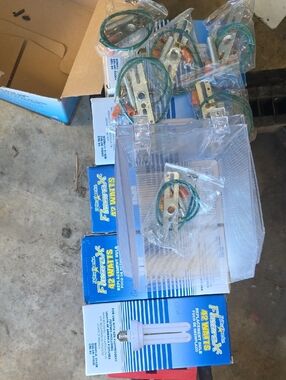 FluoraX 42 Watt Replacement Bulb & Hardware Kit - White/Clear